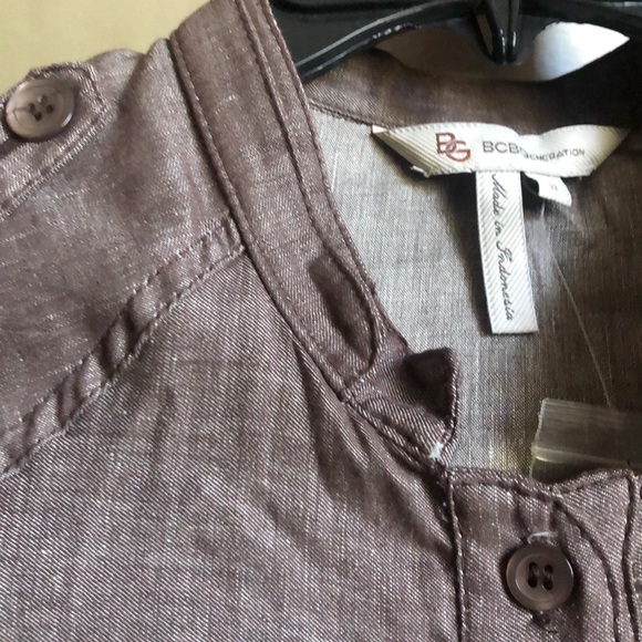 Pleated button down outfit - Picture 2 of 8